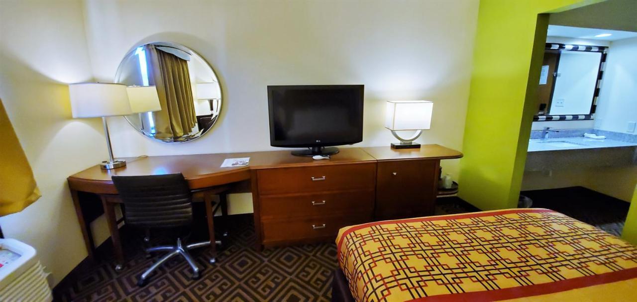 Travel Inn And Suites- Sikeston Miner I-55 Exit-67 Ngoại thất bức ảnh
