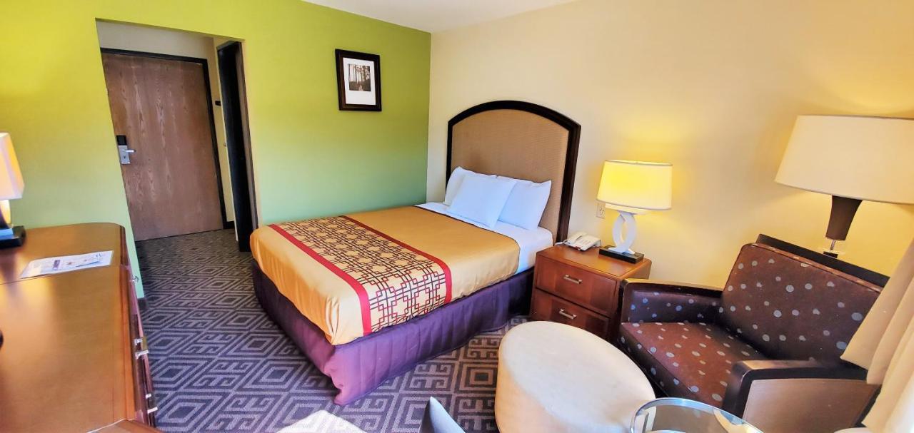 Travel Inn And Suites- Sikeston Miner I-55 Exit-67 Ngoại thất bức ảnh
